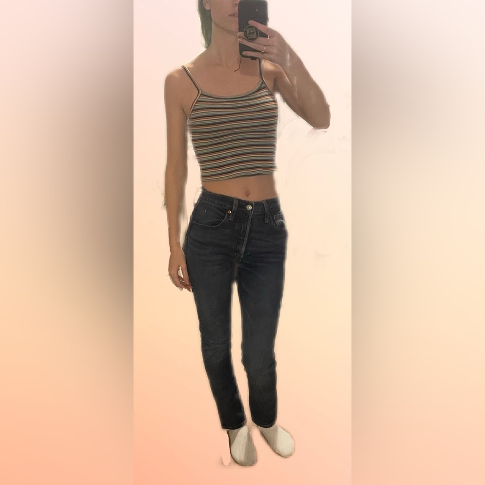 Vintage 501s Levi Darkwash Skinny jeans 
Size: 4/27in